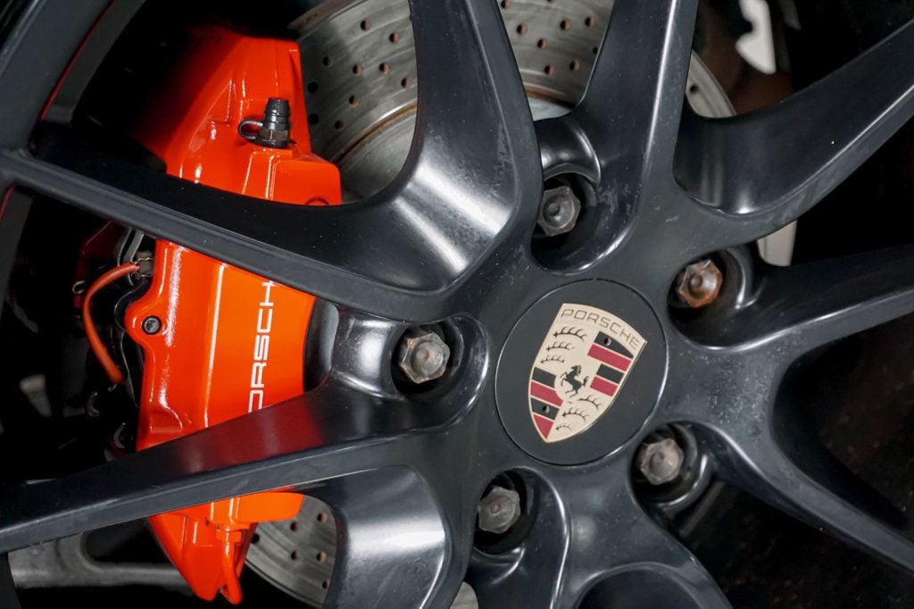 2015 Porsche Cayman *Cayman GTS* *6-Speed Manual*  - 22921608 - 35