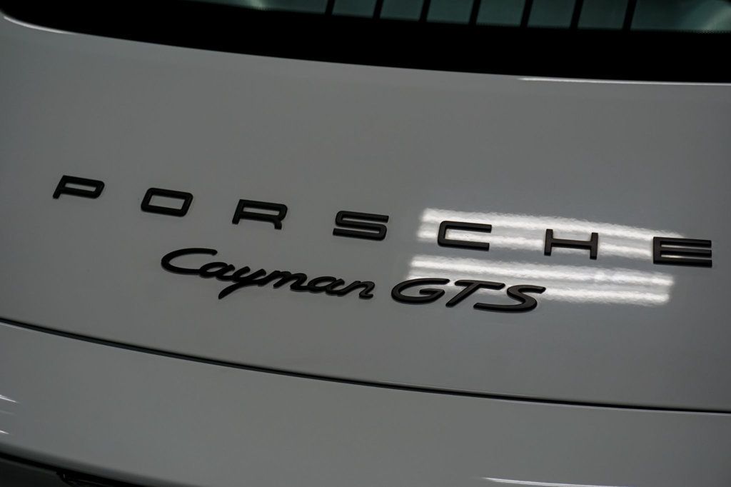 2015 Porsche Cayman *Cayman GTS* *6-Speed Manual*  - 22921608 - 36