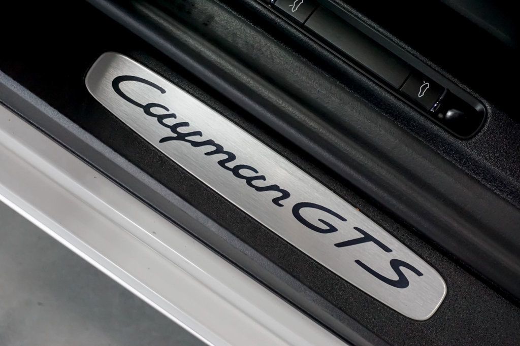 2015 Porsche Cayman *Cayman GTS* *6-Speed Manual*  - 22921608 - 46