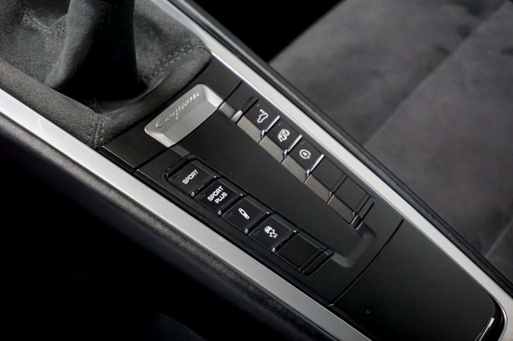 2015 Porsche Cayman *Cayman GTS* *6-Speed Manual*  - 22921608 - 48