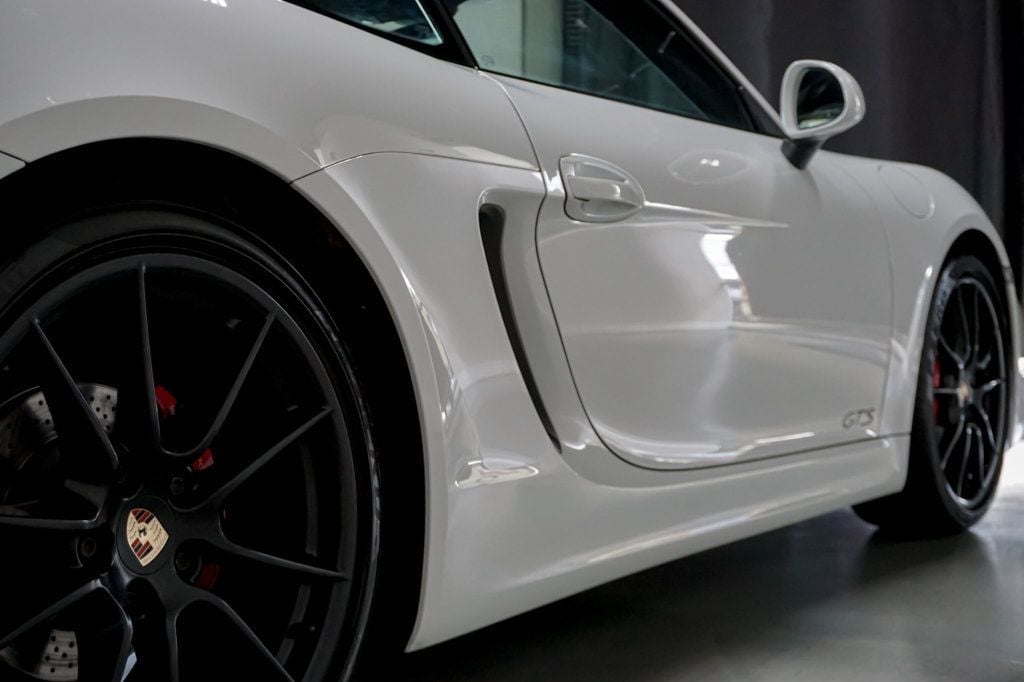 2015 Porsche Cayman *Cayman GTS* *6-Speed Manual*  - 22921608 - 55