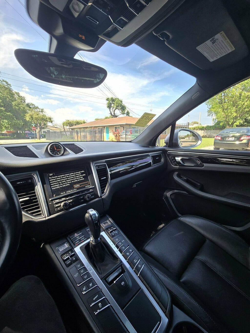2015 Porsche Macan AWD 4dr S - 23022365 - 11