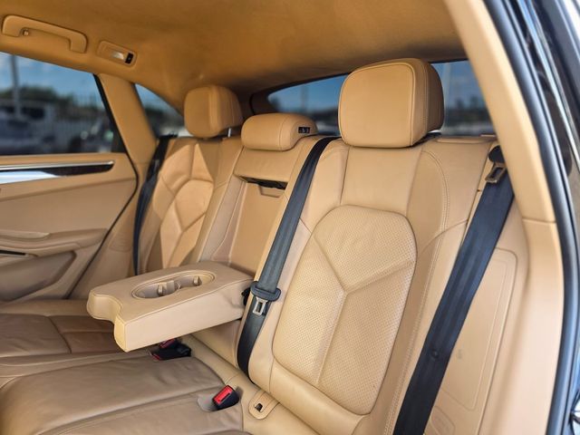 2015 Porsche Macan AWD 4dr S - 22976901 - 17