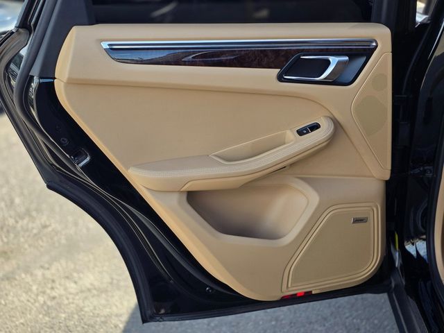 2015 Porsche Macan AWD 4dr S - 22976901 - 19