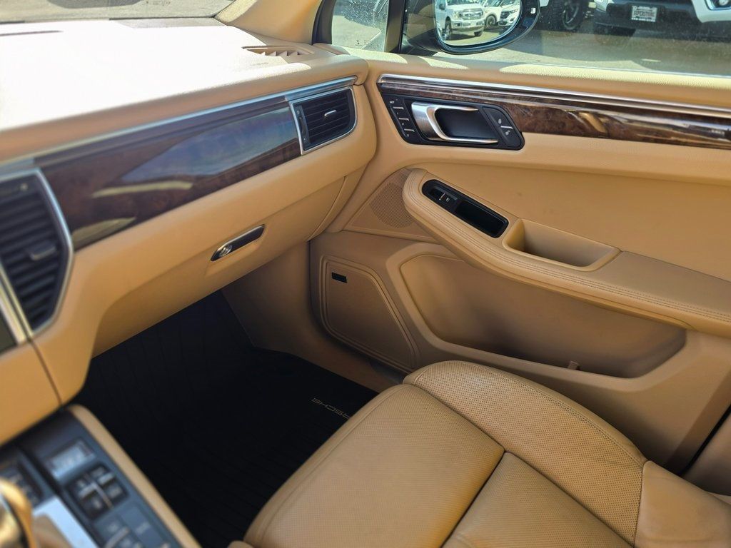 2015 Porsche Macan AWD 4dr S - 22976901 - 40