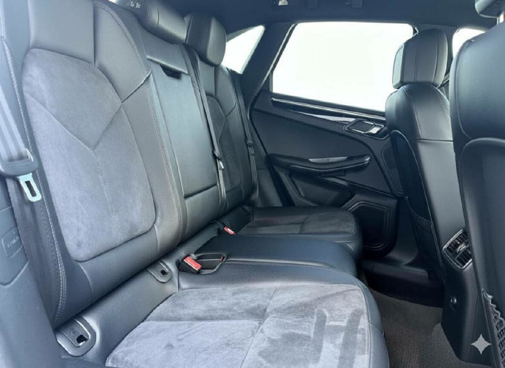 2015 Porsche Macan AWD 4dr S - 22881325 - 16