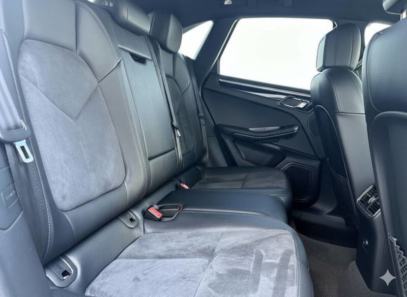 2015 Porsche Macan AWD 4dr S - 22881325 - 17