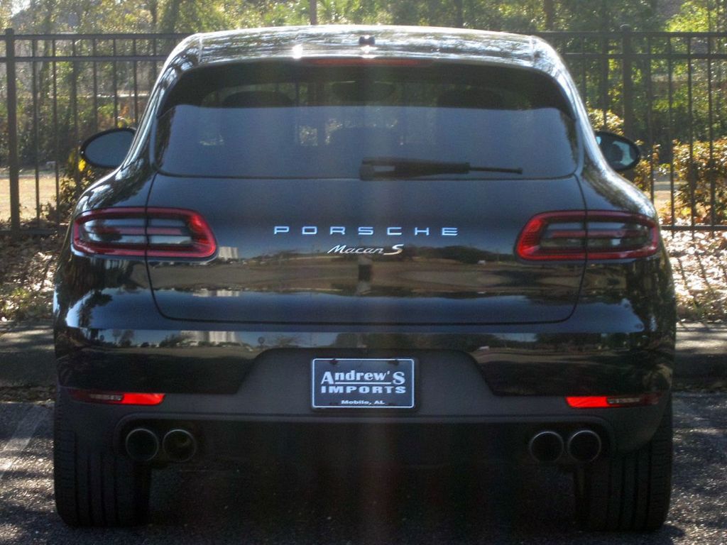 2015 Porsche Macan S photo 4