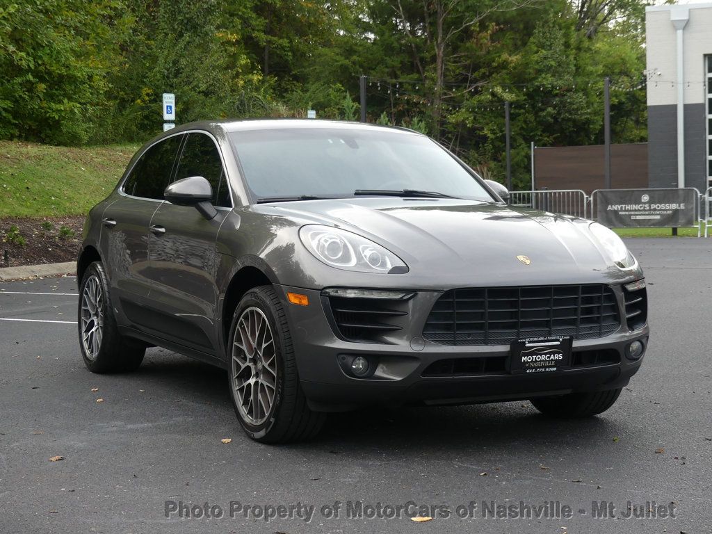 2015 Porsche Macan S photo 4