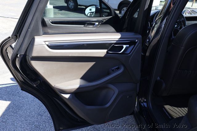 2015 Porsche Macan AWD 4dr S - 23010297 - 11