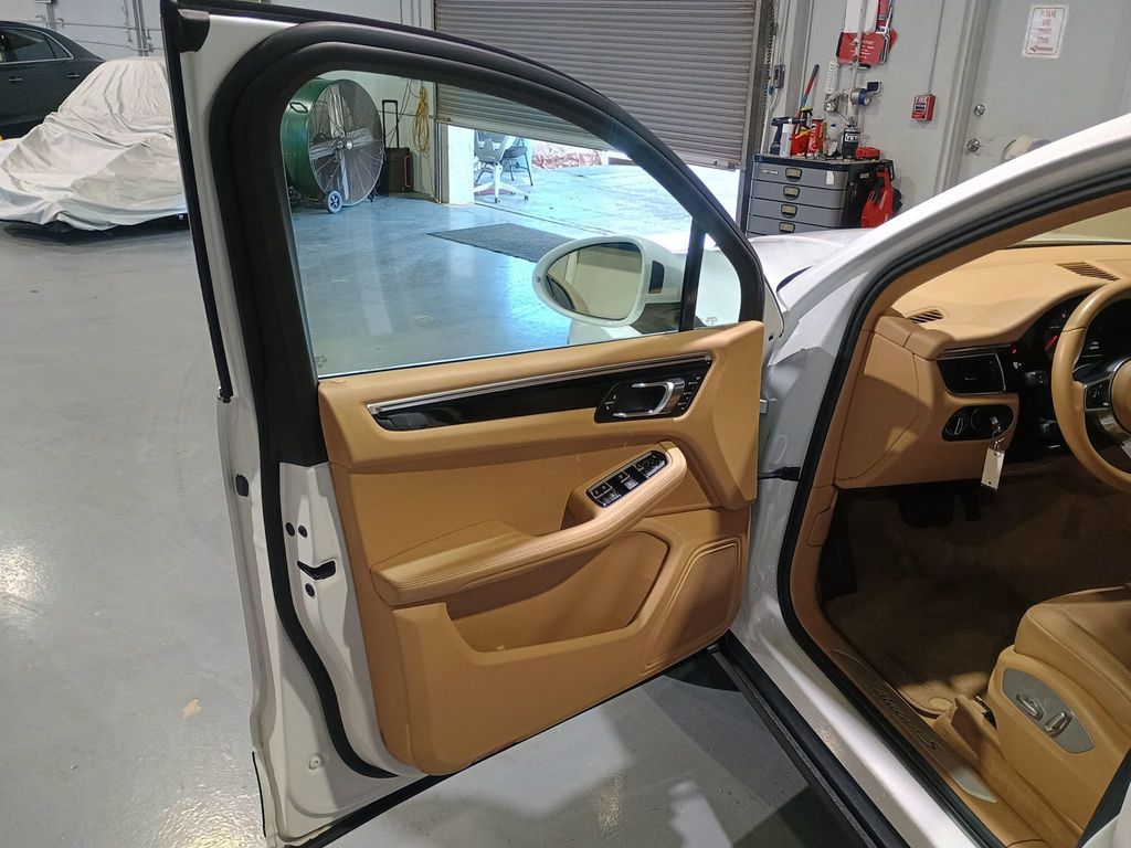 2015 Porsche Macan AWD 4dr S 1 Owner Florida SUV - 22943759 - 11