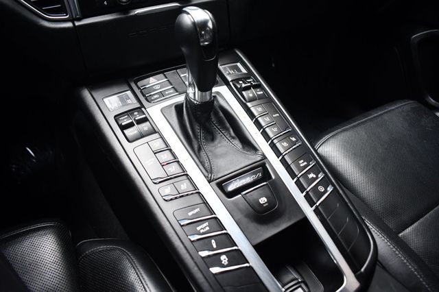 2015 Porsche Macan AWD 4dr Turbo - 22971828 - 20