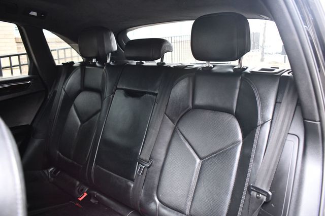 2015 Porsche Macan AWD 4dr Turbo - 22971828 - 28
