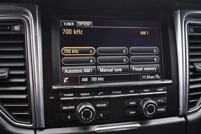 2015 Porsche Macan AWD 4dr Turbo - 22971828 - 31