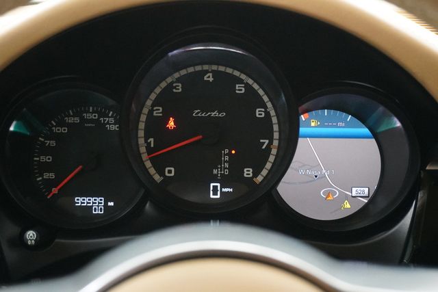 2015 Porsche Macan AWD 4dr Turbo - 22947548 - 16