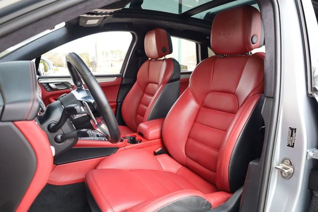 2015 Porsche Macan AWD 4dr Turbo - 22980158 - 16