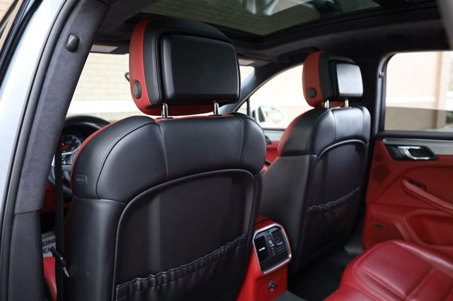 2015 Porsche Macan AWD 4dr Turbo - 22980158 - 18