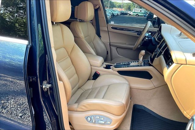 2015 Porsche Macan AWD 4dr Turbo - 23033219 - 11