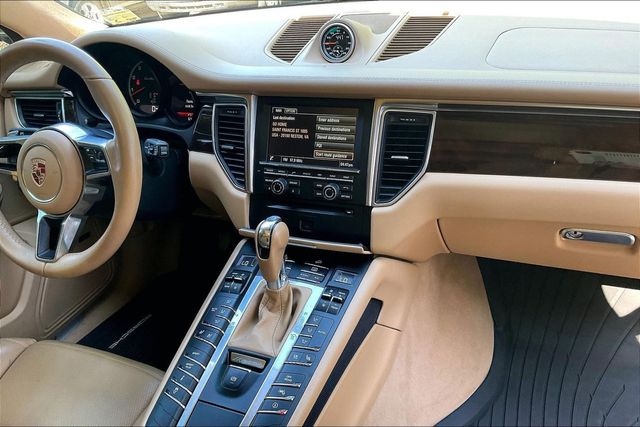 2015 Porsche Macan AWD 4dr Turbo - 23033219 - 31