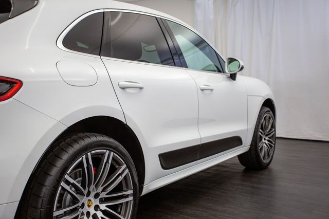 2015 Porsche Macan AWD 4dr Turbo - 22898605 - 32