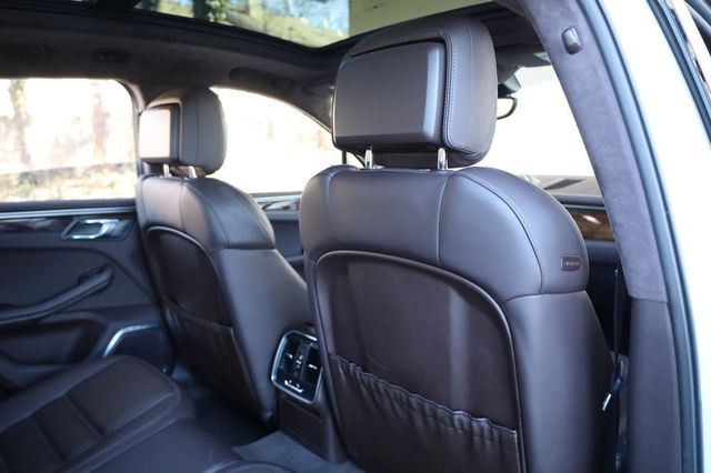 2015 Porsche Macan AWD 4dr Turbo w/ OPTIONS! - 22980157 - 21