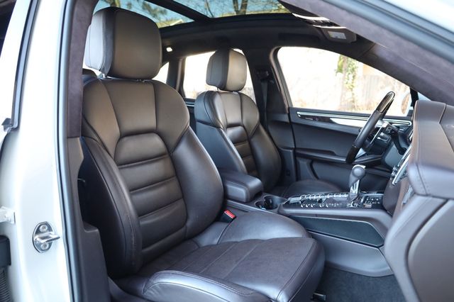 2015 Porsche Macan AWD 4dr Turbo w/ OPTIONS! - 22980157 - 24