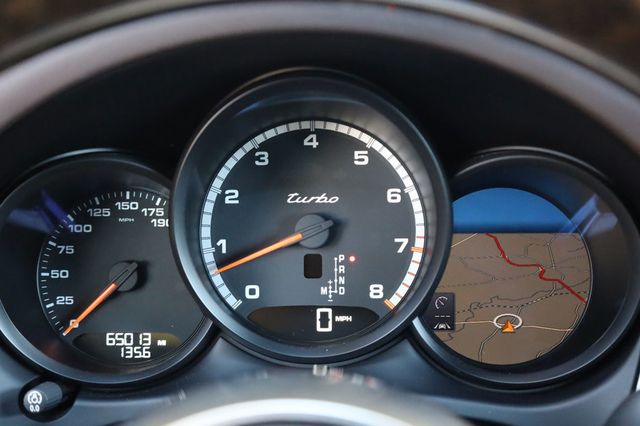 2015 Porsche Macan AWD 4dr Turbo w/ OPTIONS! - 22980157 - 42