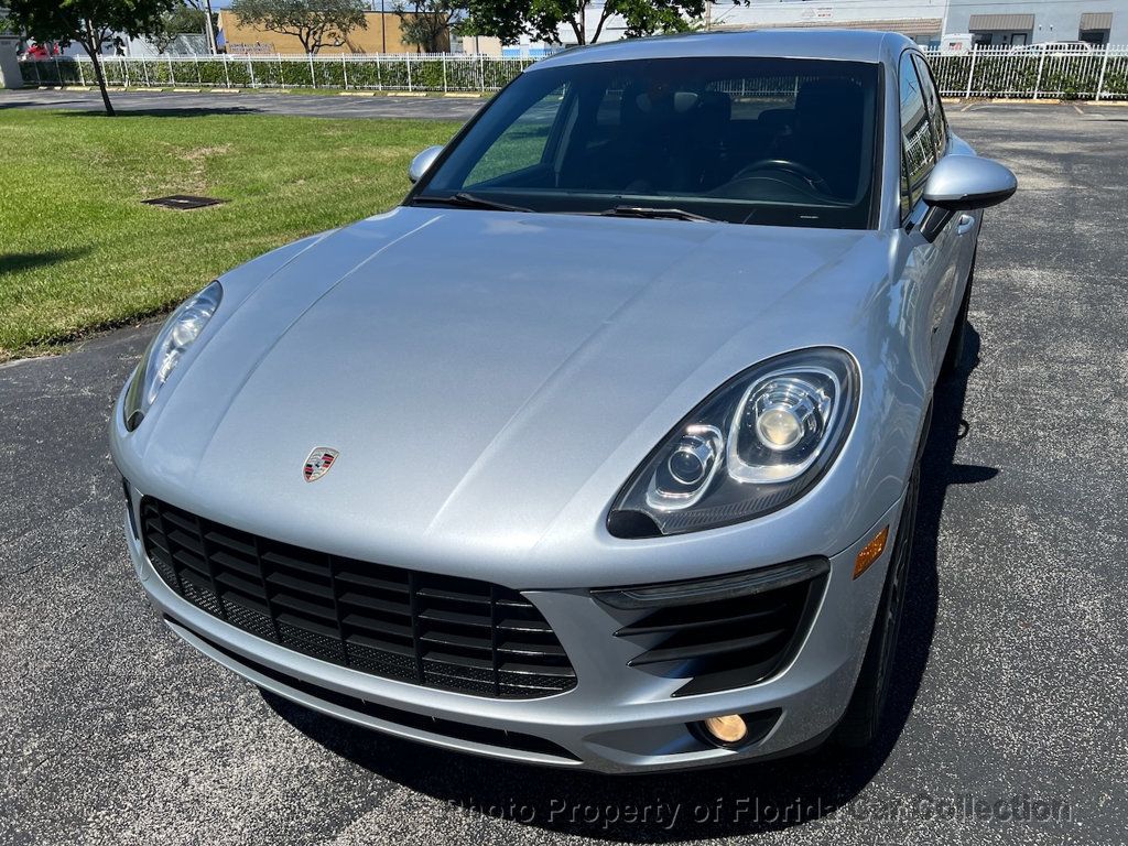 2015 Porsche Macan S photo 16