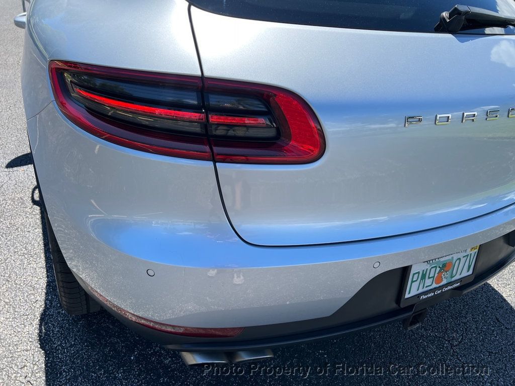 2015 Porsche Macan S photo 23