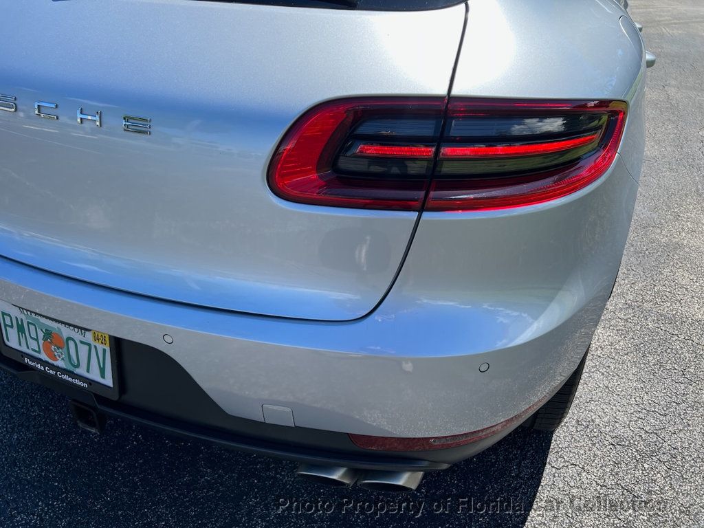 2015 Porsche Macan S photo 24