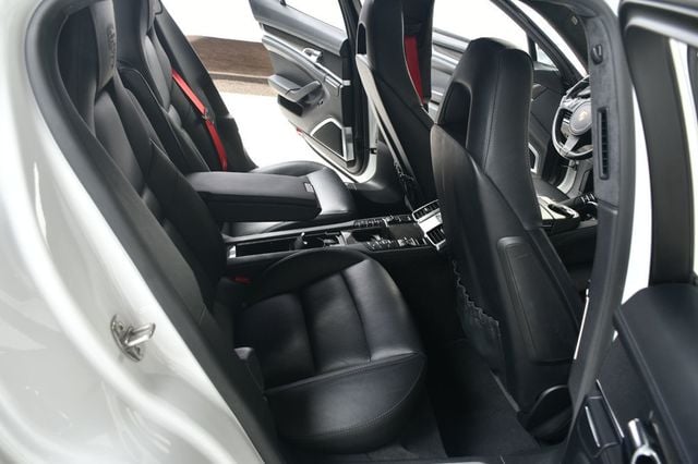 2015 Porsche Panamera 4dr Hatchback GTS - 22945337 - 36