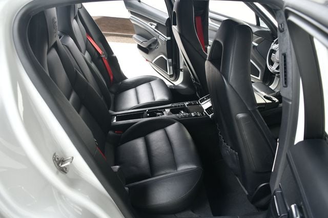 2015 Porsche Panamera 4dr Hatchback GTS - 22945337 - 37