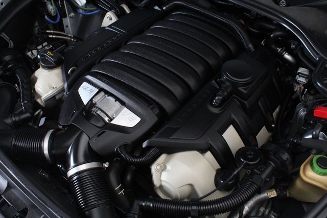 2015 Porsche Panamera 4dr Hatchback GTS - 21231750 - 9