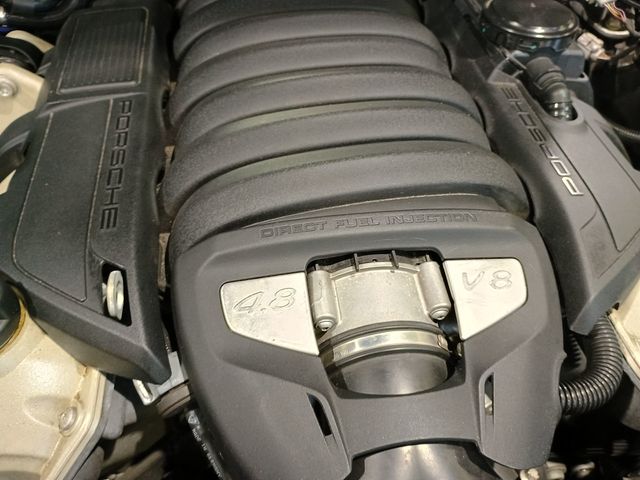 2015 Porsche Panamera 4dr Hatchback GTS 1 Owner Clean Autocheck - 23052230 - 46