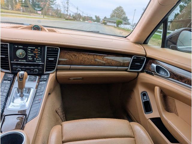 2015 Porsche Panamera Turbo - 22945251 - 25