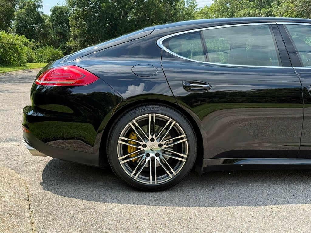 2015 Porsche Panamera Turbo S/Premium Pkg Plus/Heated&CooledSeats/Sport Exhaust/LOADED - 23062688 - 10