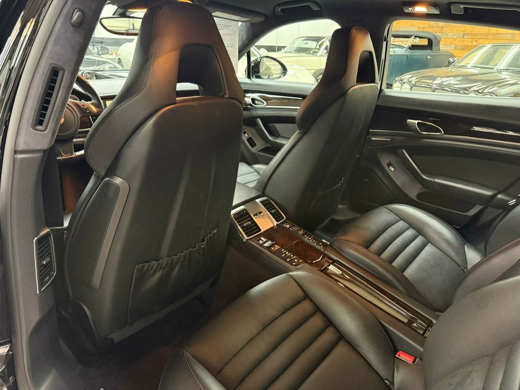 2015 Porsche Panamera Turbo S/Premium Pkg Plus/Heated&CooledSeats/Sport Exhaust/LOADED - 23062688 - 27