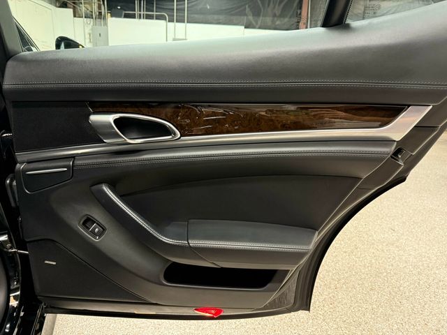 2015 Porsche Panamera Turbo S/Premium Pkg Plus/Heated&CooledSeats/Sport Exhaust/LOADED - 23062688 - 35