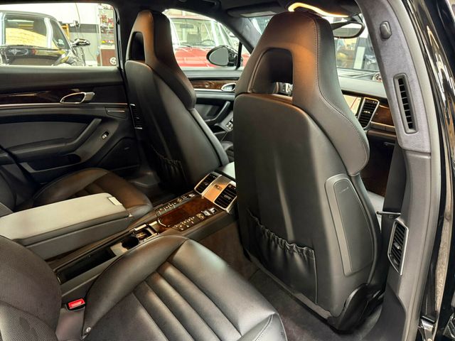 2015 Porsche Panamera Turbo S/Premium Pkg Plus/Heated&CooledSeats/Sport Exhaust/LOADED - 23062688 - 36