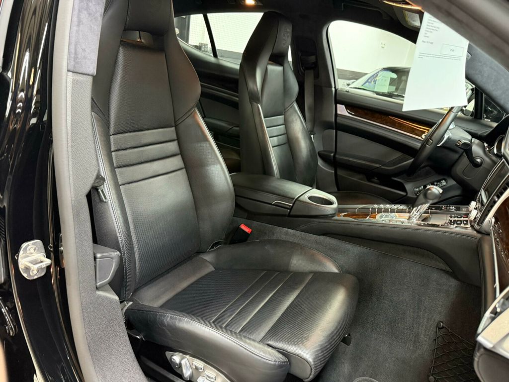 2015 Porsche Panamera Turbo S/Premium Pkg Plus/Heated&CooledSeats/Sport Exhaust/LOADED - 23062688 - 39