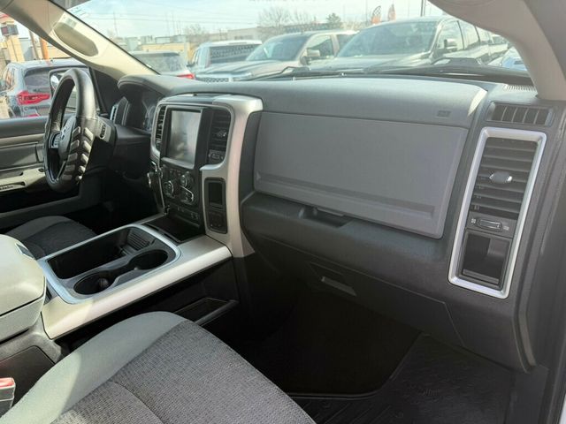 2015 Ram 1500 2WD Crew Cab 149" SLT - 22983306 - 15