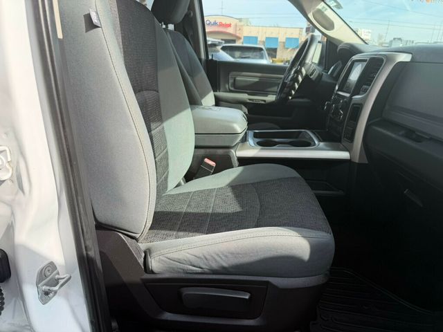 2015 Ram 1500 2WD Crew Cab 149" SLT - 22983306 - 16