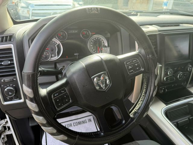 2015 Ram 1500 2WD Crew Cab 149" SLT - 22983306 - 19