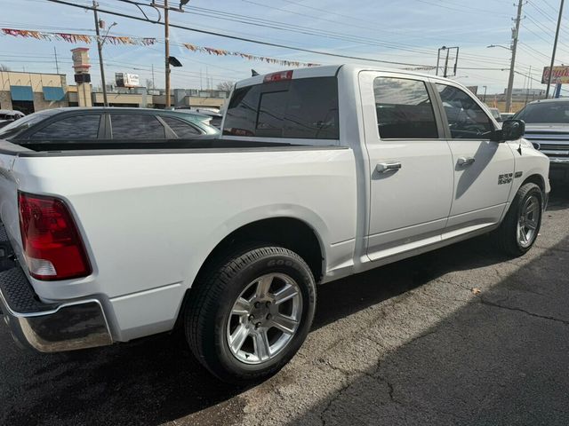 2015 Ram 1500 2WD Crew Cab 149" SLT - 22983306 - 3