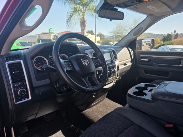 2015 Ram 1500 2WD Quad Cab 140.5" Big Horn - 22966175 - 18