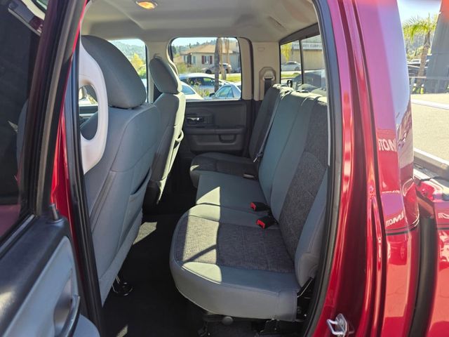 2015 Ram 1500 2WD Quad Cab 140.5" Big Horn - 22966175 - 21