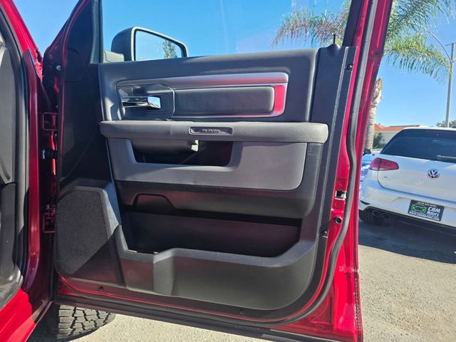 2015 Ram 1500 2WD Quad Cab 140.5" Big Horn - 22966175 - 23