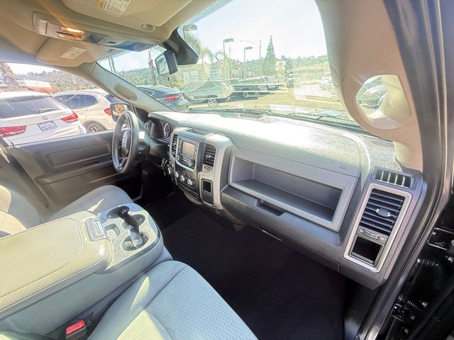 2015 Ram 1500 2WD Quad Cab 140.5" Express - 22983329 - 16