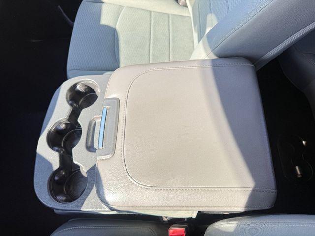 2015 Ram 1500 2WD Quad Cab 140.5" Express - 22983329 - 26