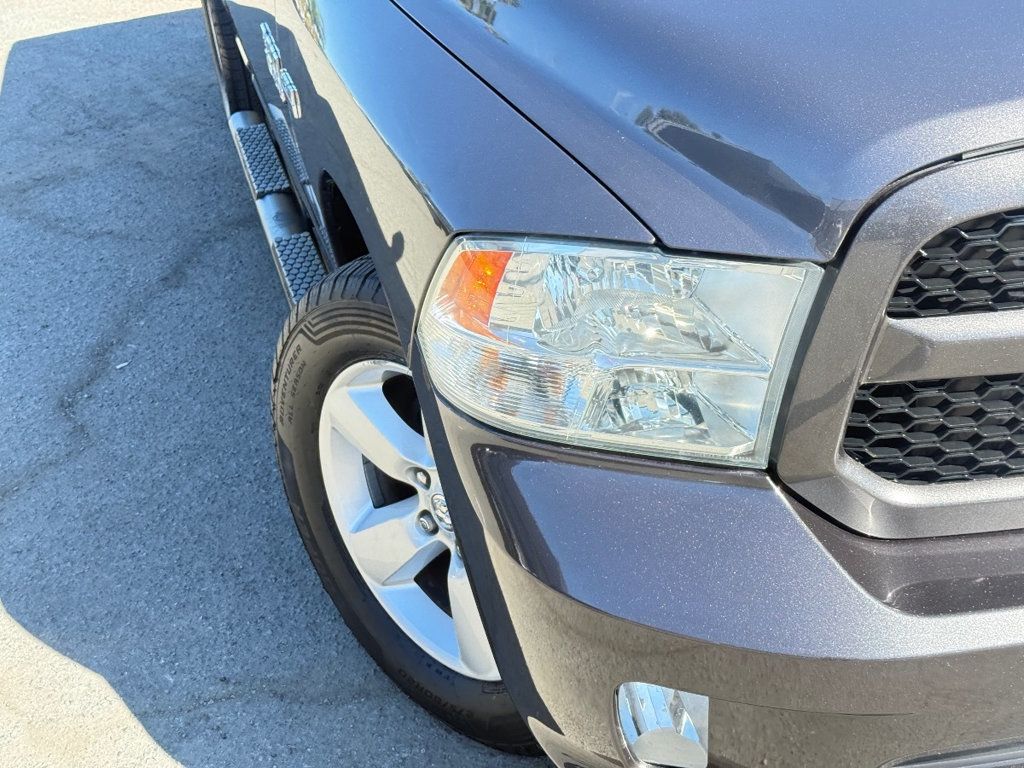 2015 Ram 1500 2WD Quad Cab 140.5" Express - 22983329 - 2